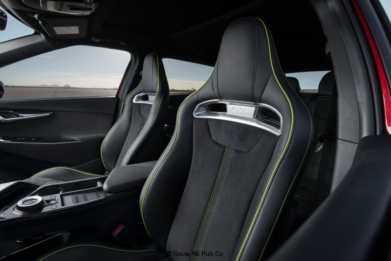 2023-EV6-GT-interior