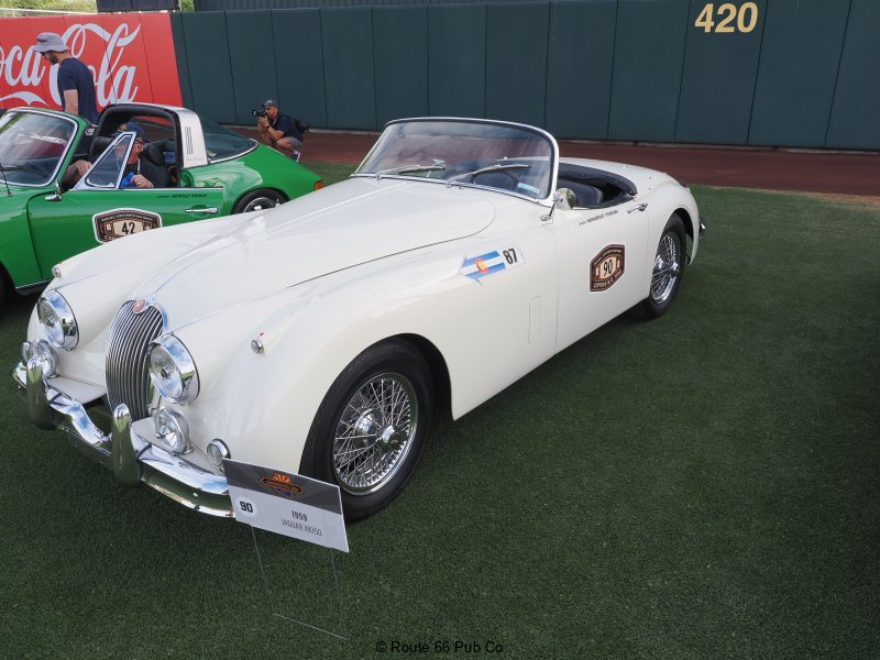 Copperstate-1000-1959-Jaguar-XK150